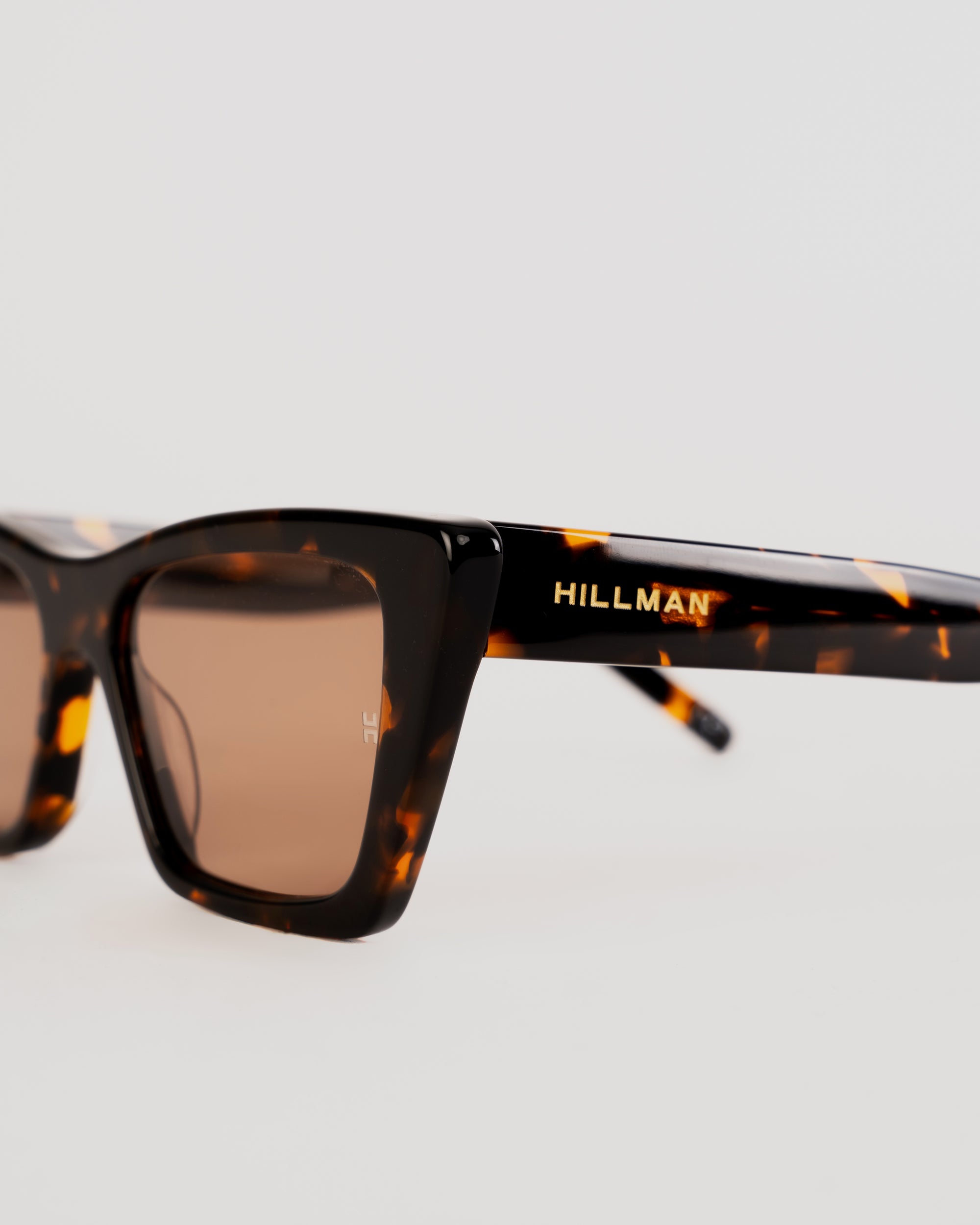 HILLMAR - C2