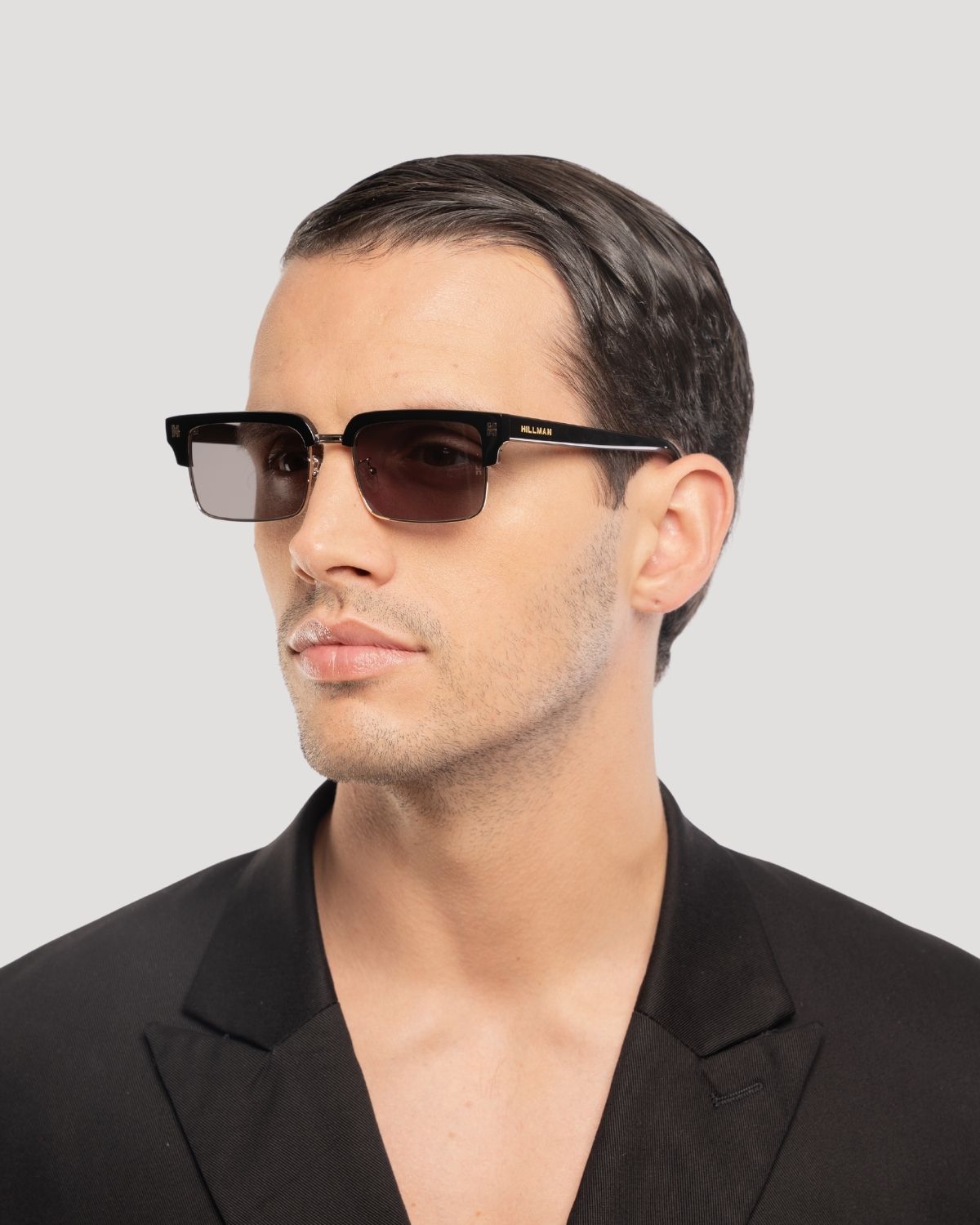 HILLMASTER GRIS - CON GRADUACIÓN