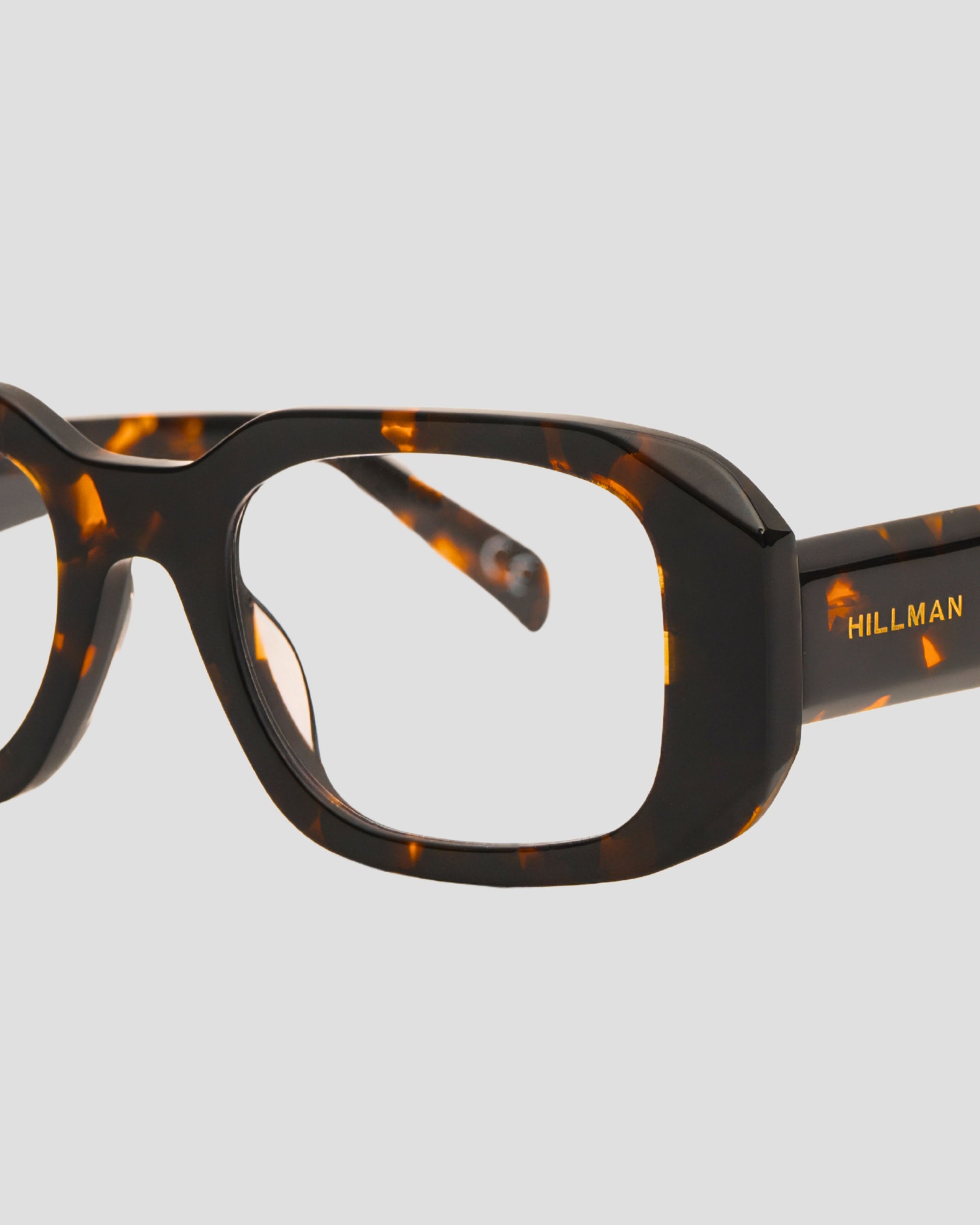 HILLTER CAREY - CON GRADUACIÓN